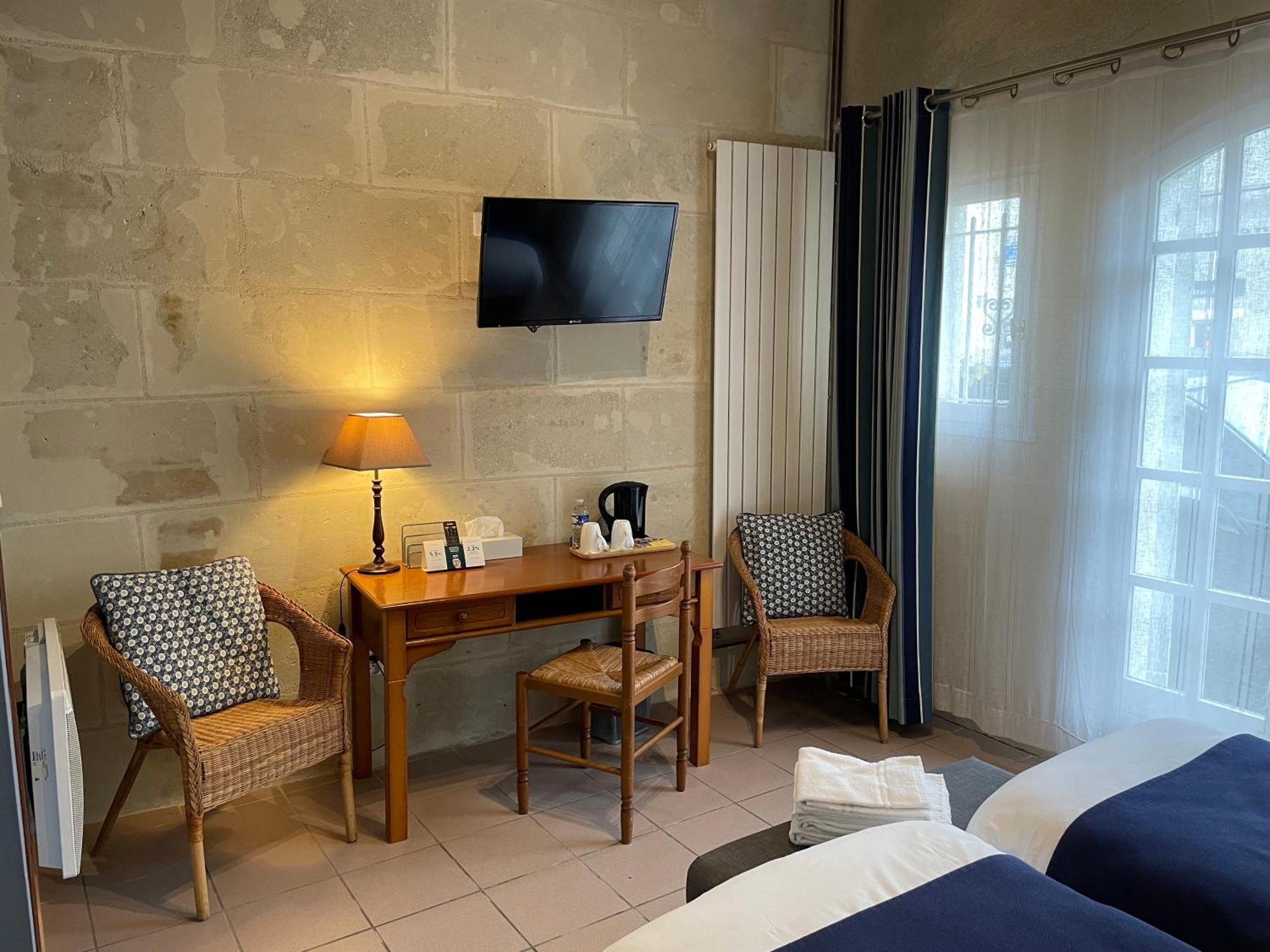 Logis Auberge Le Colombien - Hotel Et Restaurant Villandry Εξωτερικό φωτογραφία