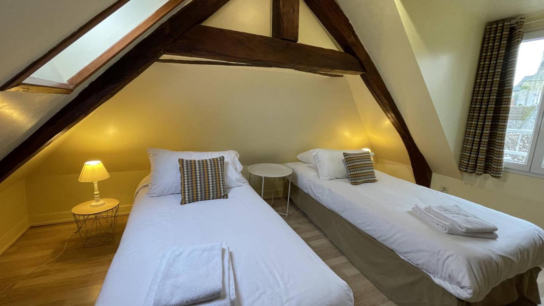 Logis Auberge Le Colombien - Hotel Et Restaurant Villandry Εξωτερικό φωτογραφία