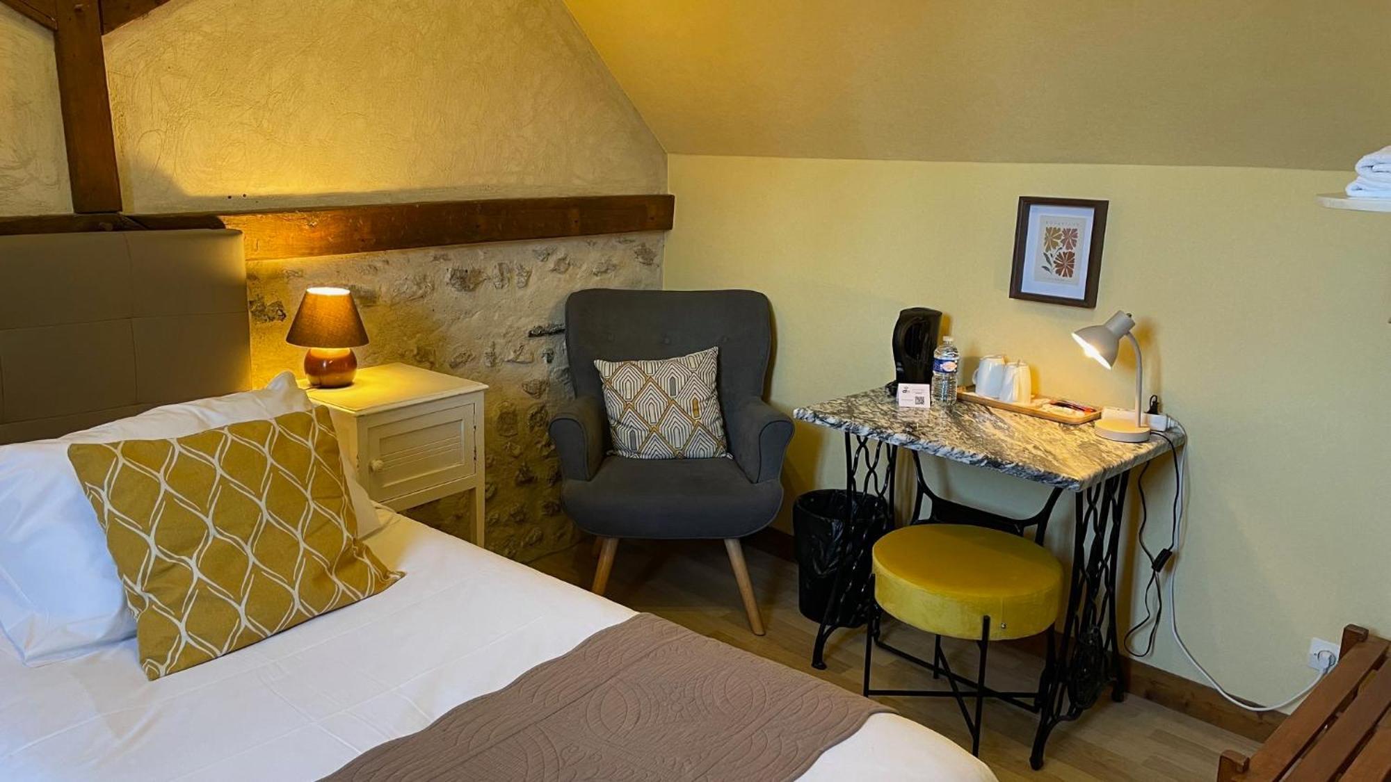 Logis Auberge Le Colombien - Hotel Et Restaurant Villandry Εξωτερικό φωτογραφία