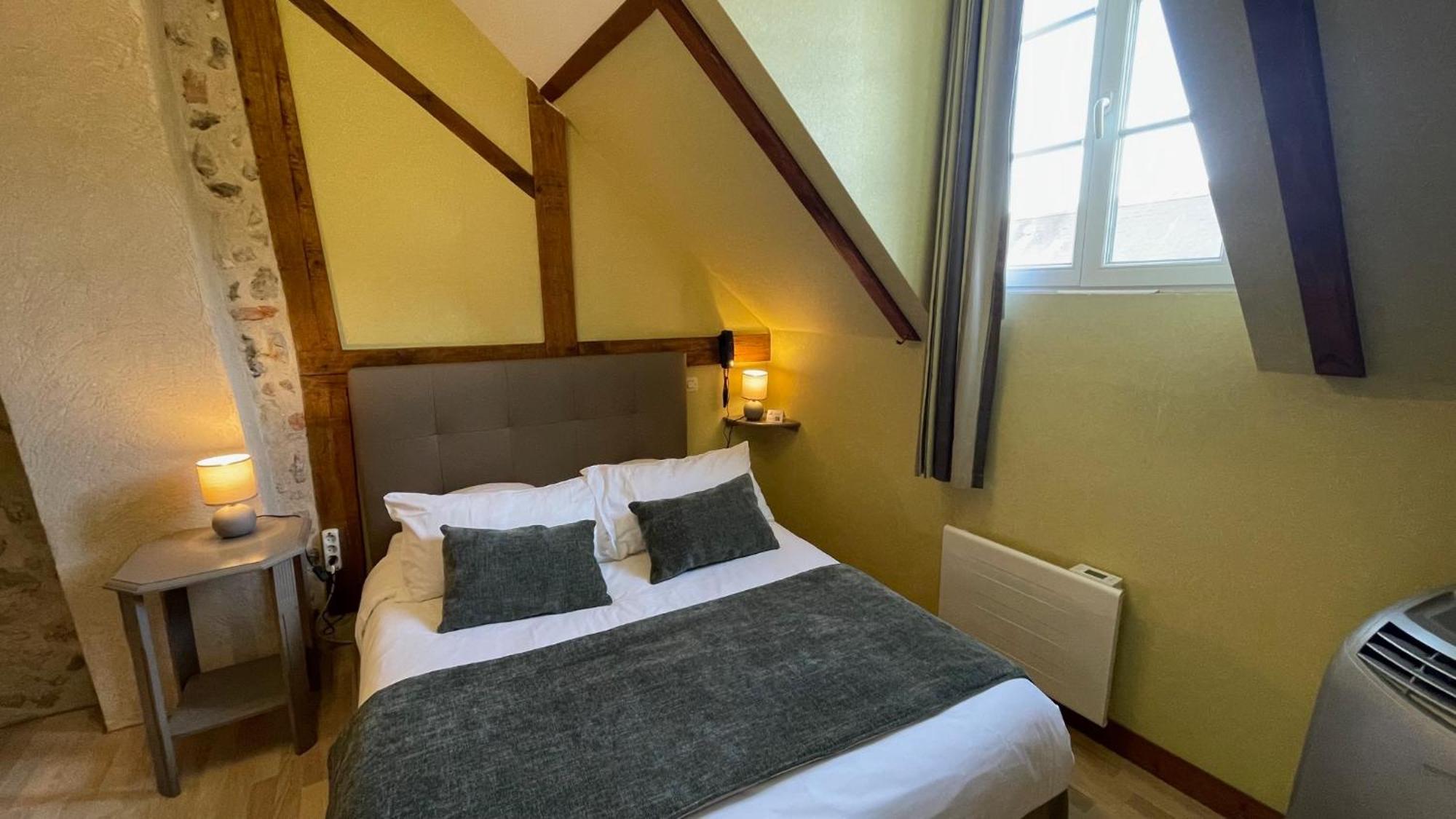 Logis Auberge Le Colombien - Hotel Et Restaurant Villandry Εξωτερικό φωτογραφία