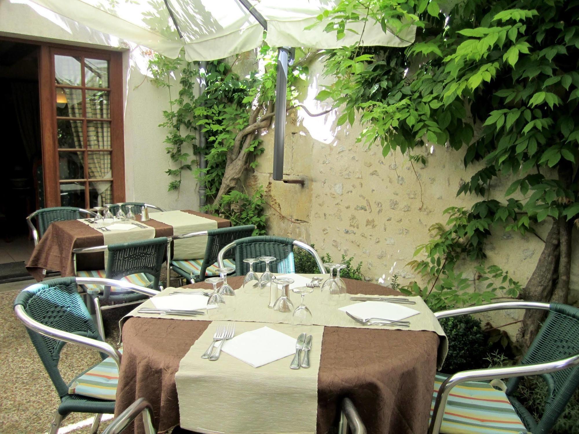 Logis Auberge Le Colombien - Hotel Et Restaurant Villandry Εξωτερικό φωτογραφία