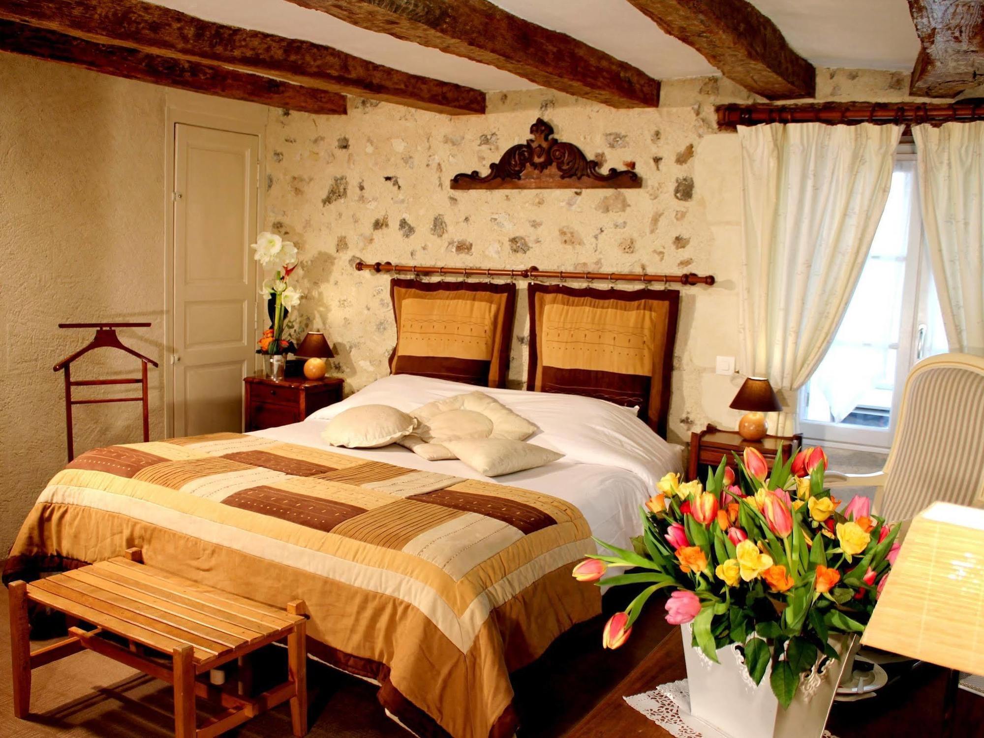 Logis Auberge Le Colombien - Hotel Et Restaurant Villandry Εξωτερικό φωτογραφία